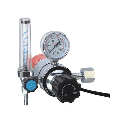 Presión máxima de entrada 4000 Psi Regulador de cilindros de oxígeno médico de alta precisión de flujo CGA540