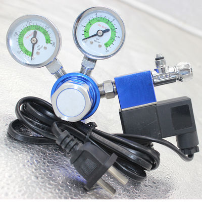 W21.8 G5/8 Reguladores de CO2 de acuarios con válvula de solenoide de salida 3500PSI Presión