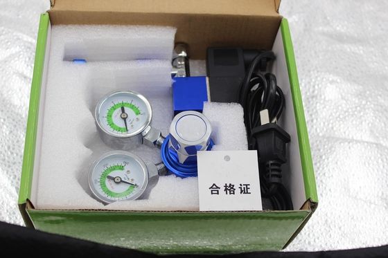 W21.8 G5/8 Reguladores de CO2 de acuarios con válvula de solenoide de salida 3500PSI Presión