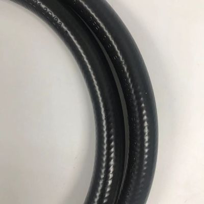 3/8 &quot;MNPT x 1/2&quot; huso de GLP de goma giratorio de llama femenina para tanques de propano de alta presión