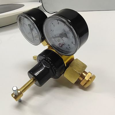Regulador de gases de CO2 para la industria del gas de corte Presión de salida 1Mpa Ingeniería de precisión