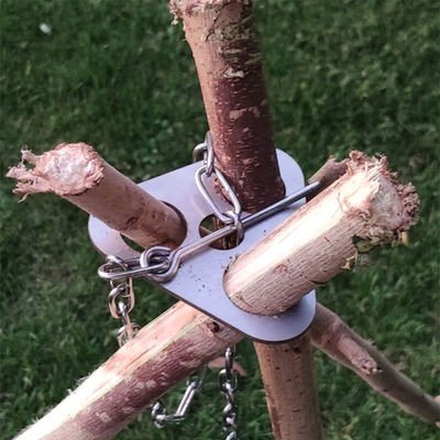 Tripod de picnic de acero inoxidable conveniente y ajustable para barbacoa al aire libre
