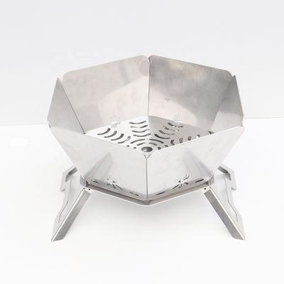 Fuego de campaña de carbón de barbacoa portátil con diseño plegable superior 570mm*570mm*300cm