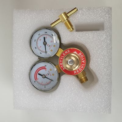 Presión máxima de salida 10 bar Regulador de gas de latón de doble etapa personalizable para soldadura