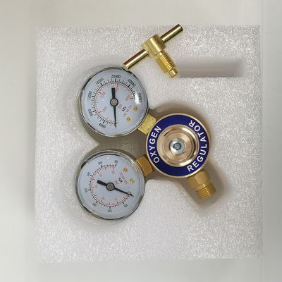 Regulador de gas de doble etapa para soldadura con oxígeno