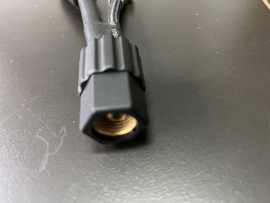 Apoyo personalizado para el conector de alimentación 10-25 enchufe a M16 * 1.5 adaptador de tuerca giratoria femenina